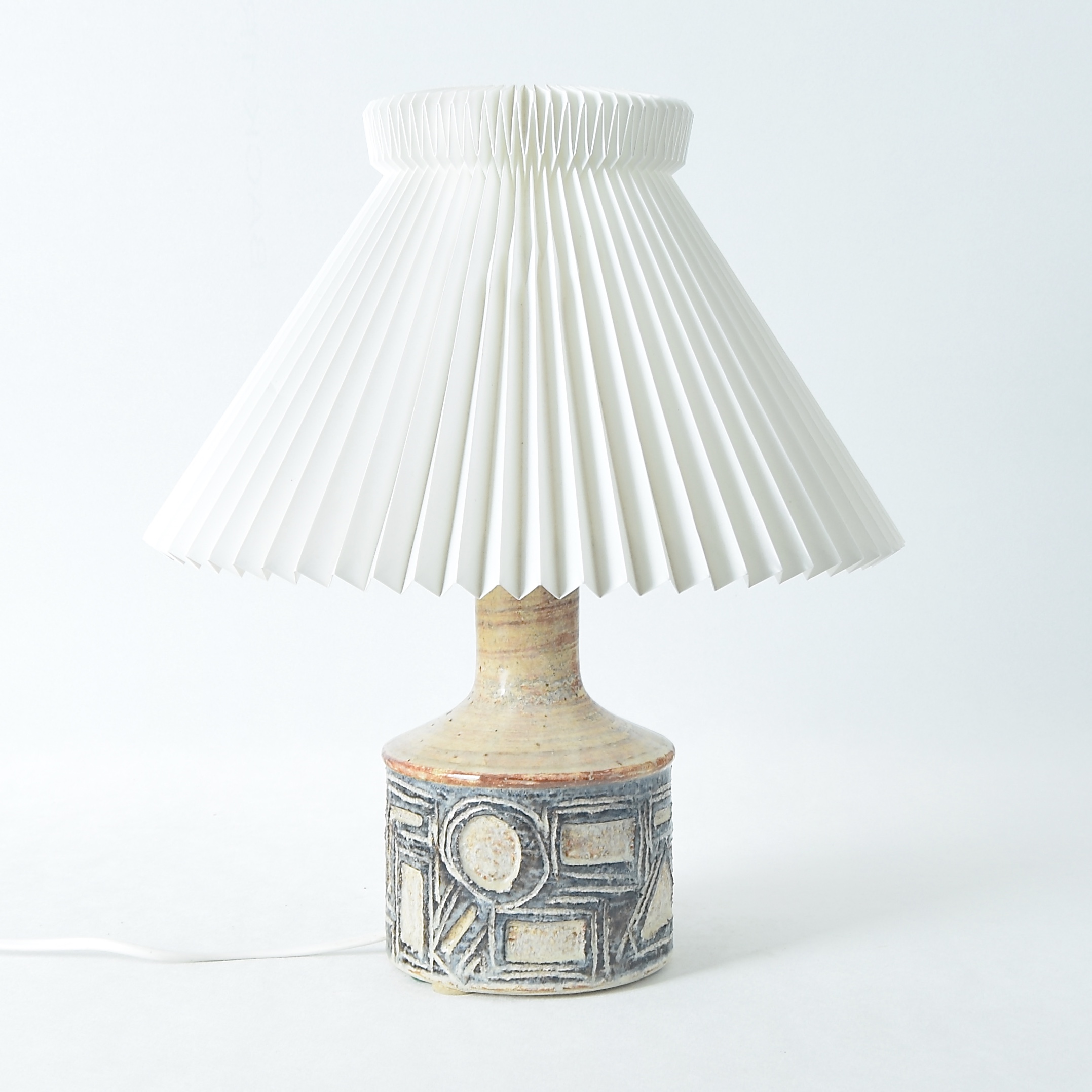 Tomhed Traditionel interferens Bordlampe i keramik. 26,5 cm. Axella Keramik. - Bordlamper -  Porcelænsbutikken