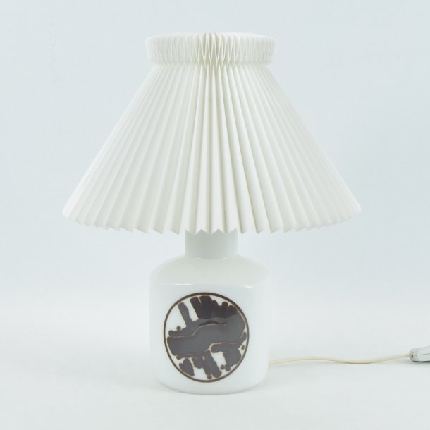 Bordlampe. 2103 / 6714. 26 cm. Bing Grndahl.