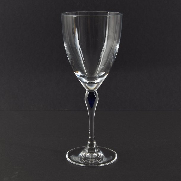 Hvidvin. 17,5 cm. Bl Sephir glas. Cristal d'Arques.