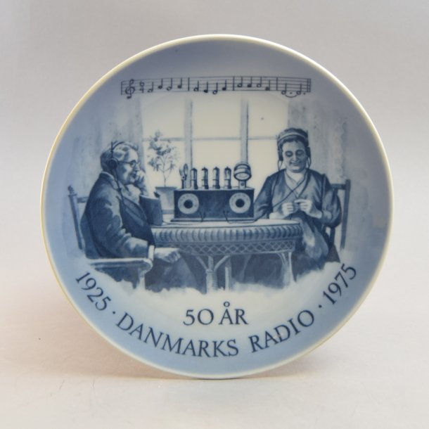Jubilumsplatte, Danmarks Radio 50 r . 1925-1975. 18 cm. Royal Copenhagen.