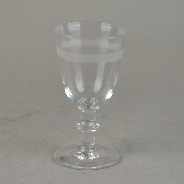 Berlinois glas med bnd slibning. Snaps. 8,5 cm. Alle danske glasvrker.