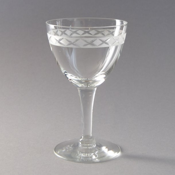Hvidvin. klar. Ejby glas. 12 cm. Holmegaard Glasvrk.