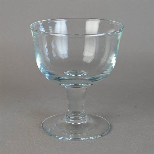 Dessertglas. 30 cl. Hvid klokke glas. Holmegaard Glasvrk.