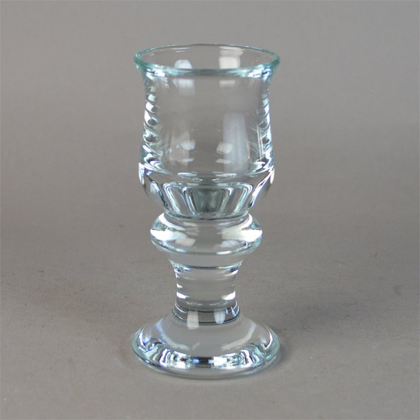 Snaps. 11 cm. 6 cl. Tivoli glas. Holmegaard Glasvrk.